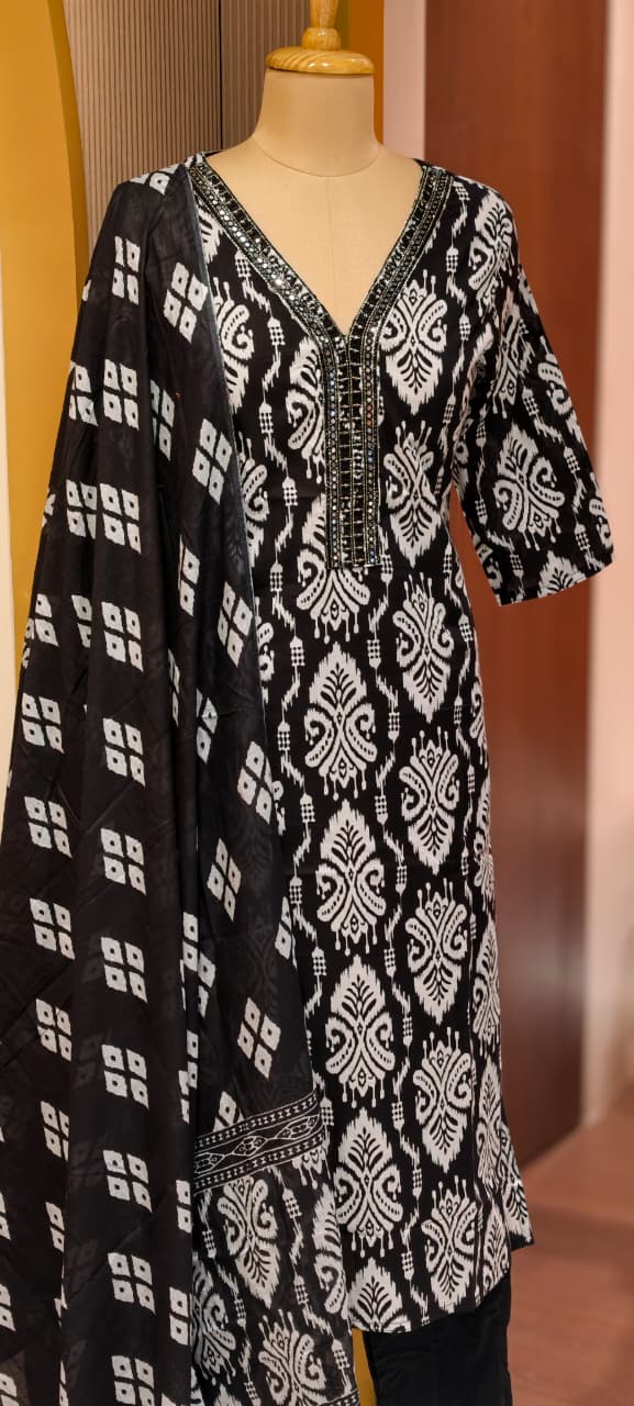 Linear Abstract Print Thread Embroidered Neck Line Cotton Full Suit Set With Dupatta