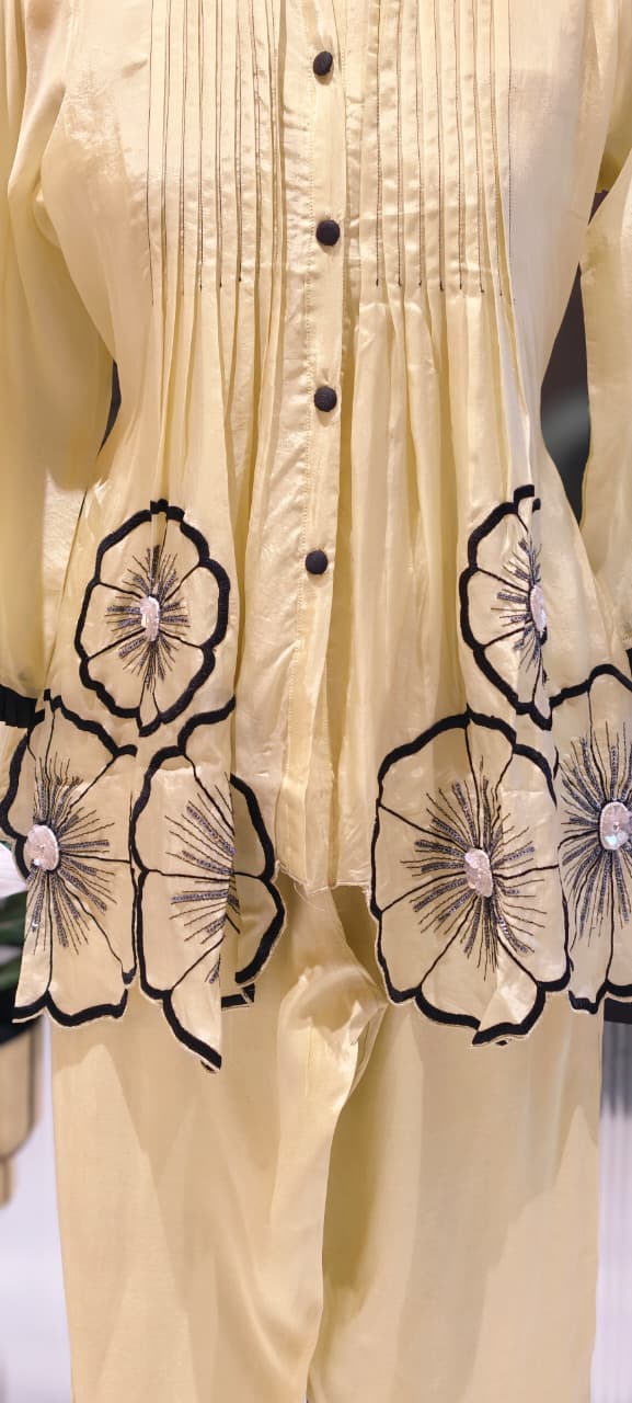 3D Floral Patch Look Pleated Front Design Matching Co-Ord Set In Organza Fabric-13612