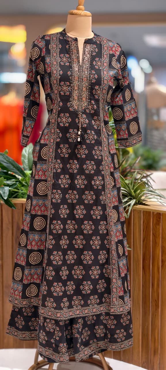 Rajasthani Boho Print Minimal Neck Line Anarkali Full Suit Set With Dupatta In Cotton Fabric- 13590