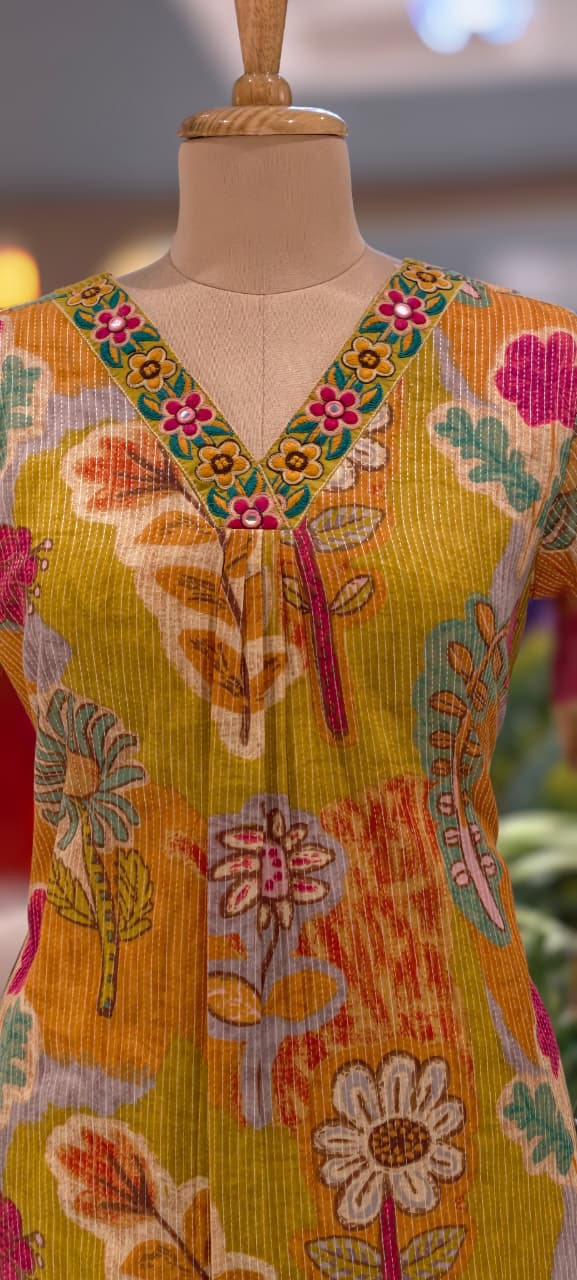 Cute Floral Patch Artistry Print Kurta Pant Set In Cotton Fabric- 13470