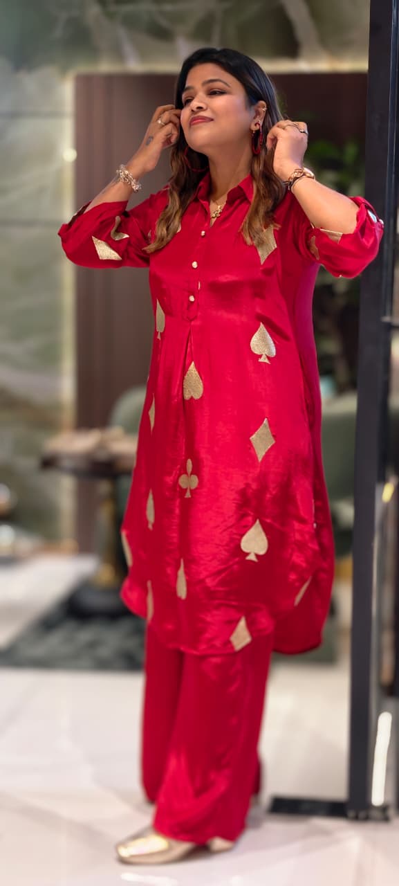 Solitaire Inspired Golden Highlight Vibrant Co-Ord Set In Crepe Fabric- 13599