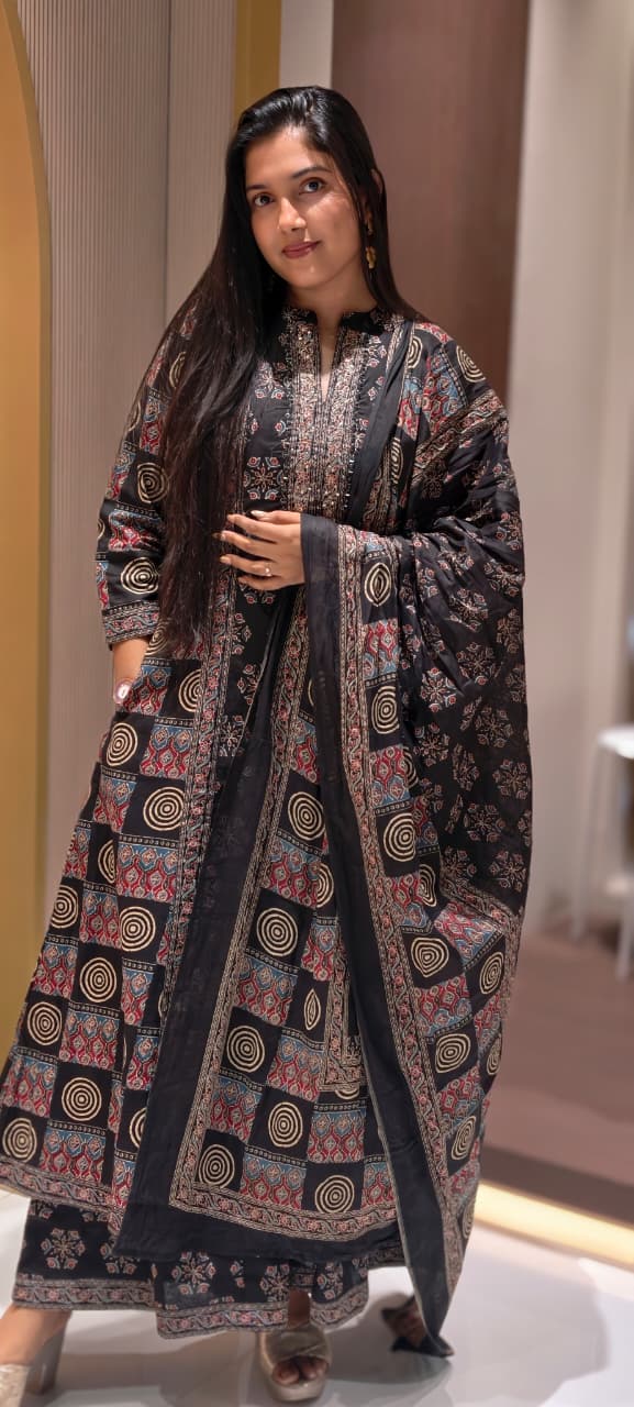 Rajasthani Boho Print Minimal Neck Line Anarkali Full Suit Set With Dupatta In Cotton Fabric- 13590