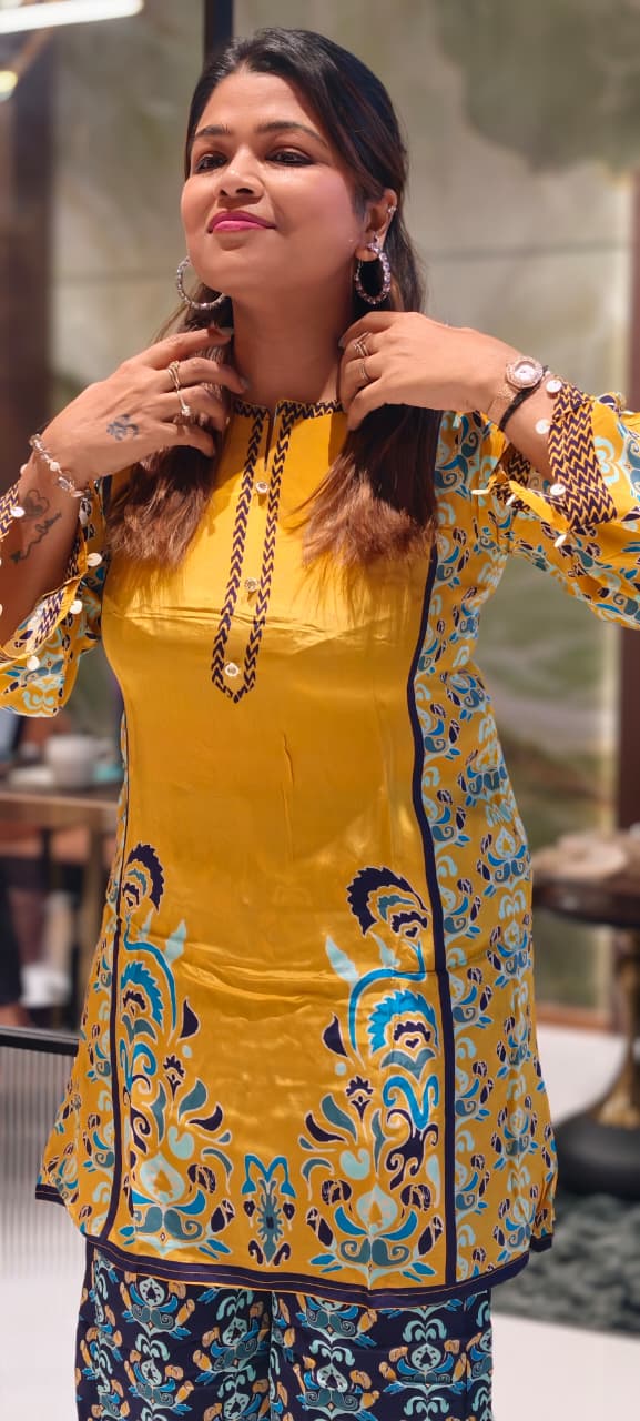 Mosaic Printed Crystaled Buttoned Neck Line Kurta Pant Set In Crepe Fabric(Slightly Lean Fit)- 13759 Dispatching After Monday