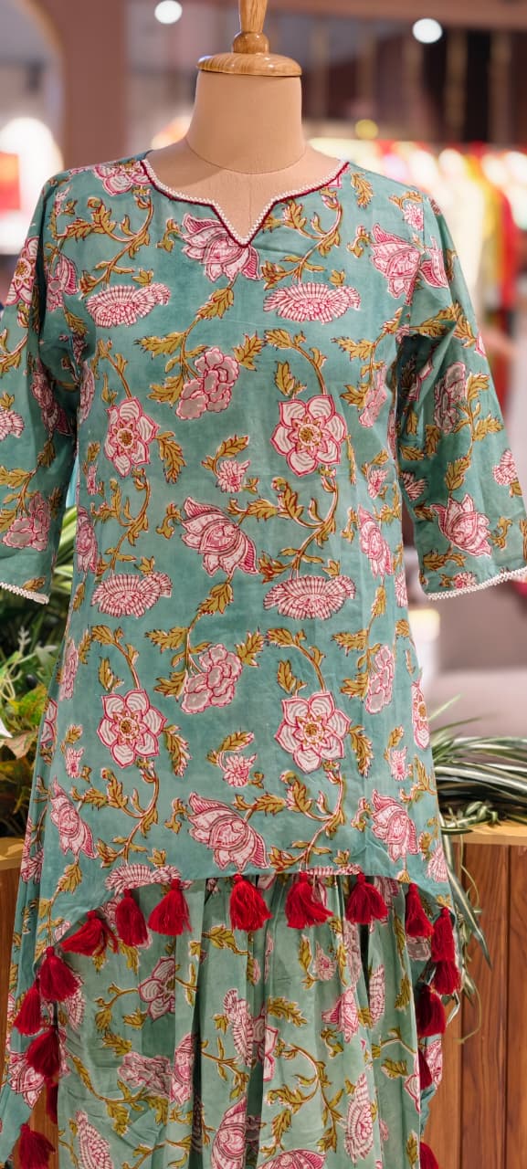 Tiny Pearl Neck Line Floral Printed Thread Tasseled Kurta With Unique Skirt Bottom In Cotton Fabric- 14176   RB152