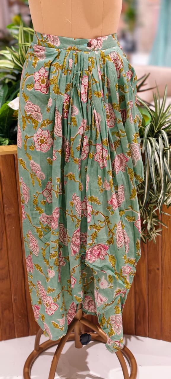 Tiny Pearl Neck Line Floral Printed Thread Tasseled Kurta With Unique Skirt Bottom In Cotton Fabric- 14176   RB152