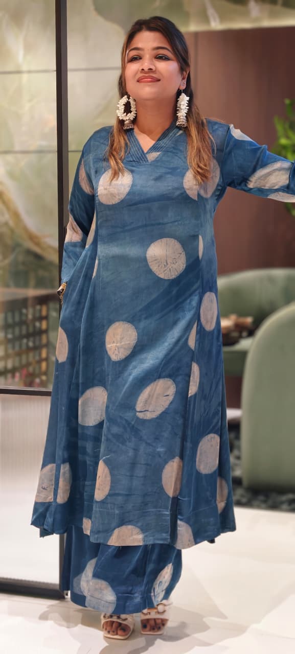 Statement Mural Satin Kurta Pant with Bold Abstract Motifs-14182 RB181