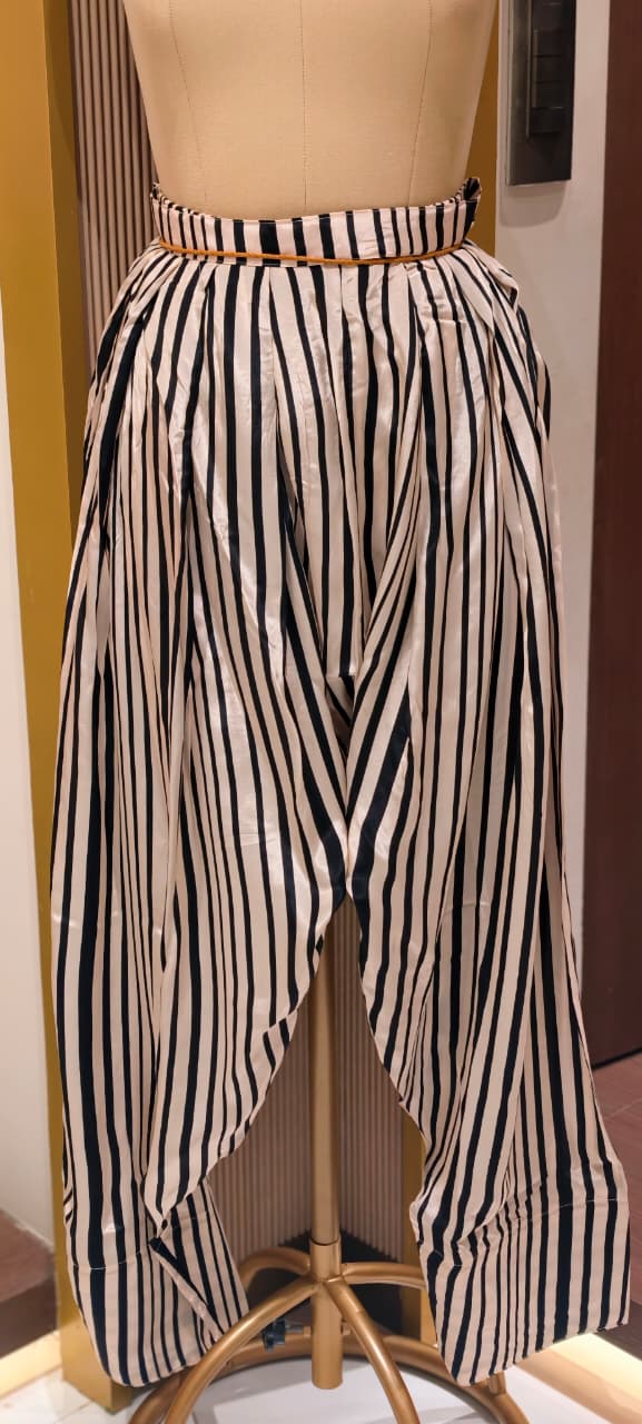 Pure Crepe Placement Print Stylish Neckline Kurta Pant Set- 14321 RB223