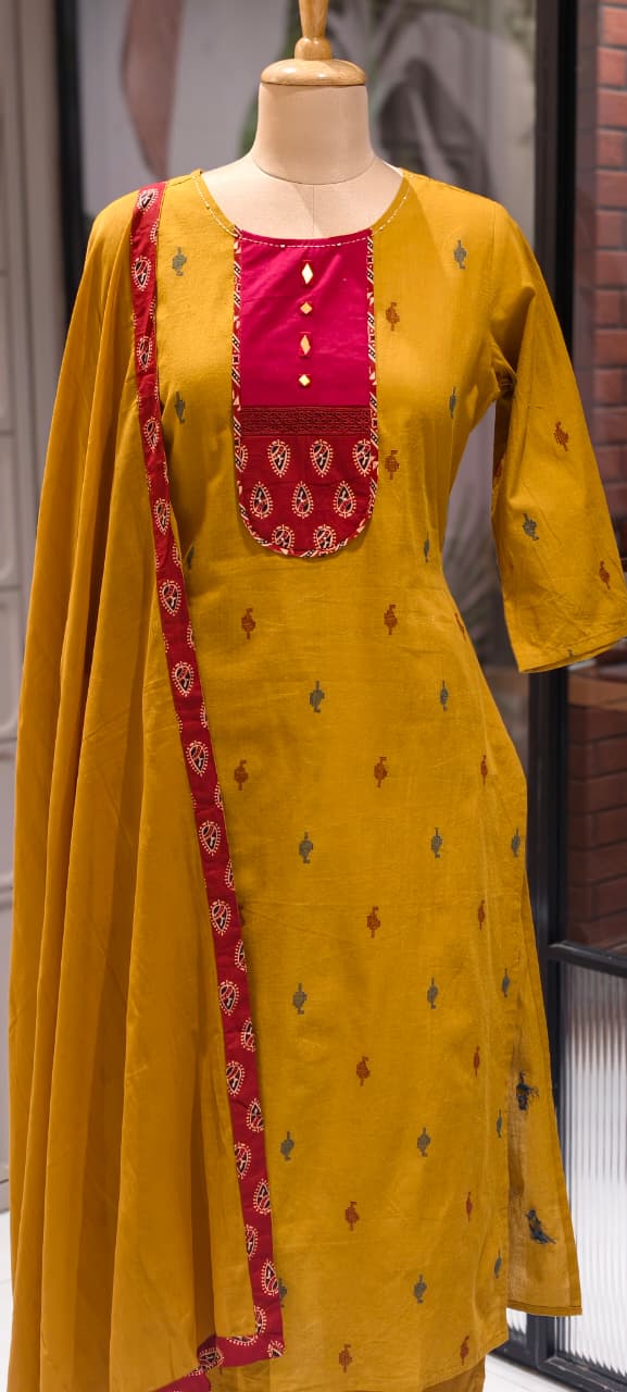 Ethnic Abstract Print U-Yoke Multicolor Cotton Full Suit Set With Printed Dupatta(Lean Fit)- 14355 RB327