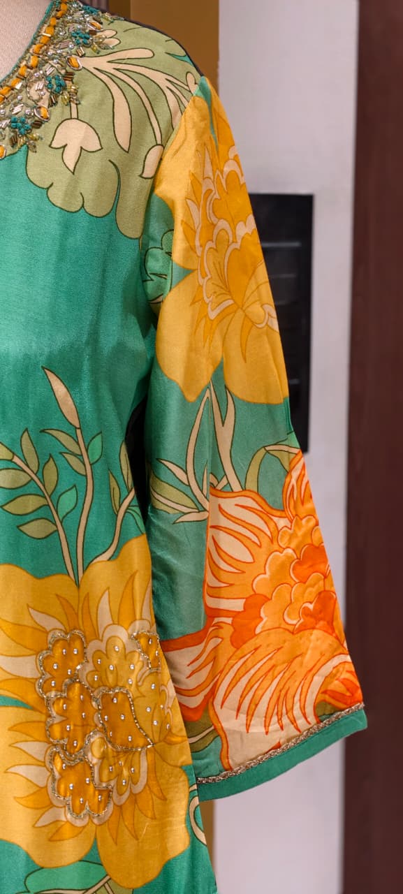 Green & Charcoal Dual-Tone Floral Abstract Print Kurta Set with Hand-Embellished Border