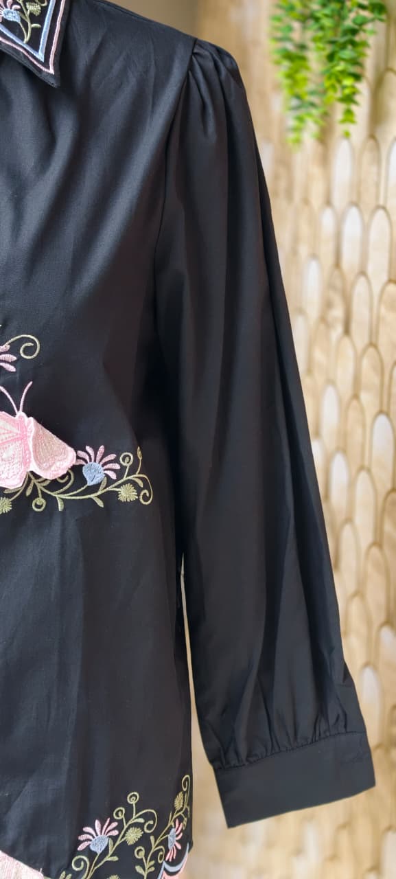 Floral Print With Butterfly Pop-Up Imported Western Top- 15063