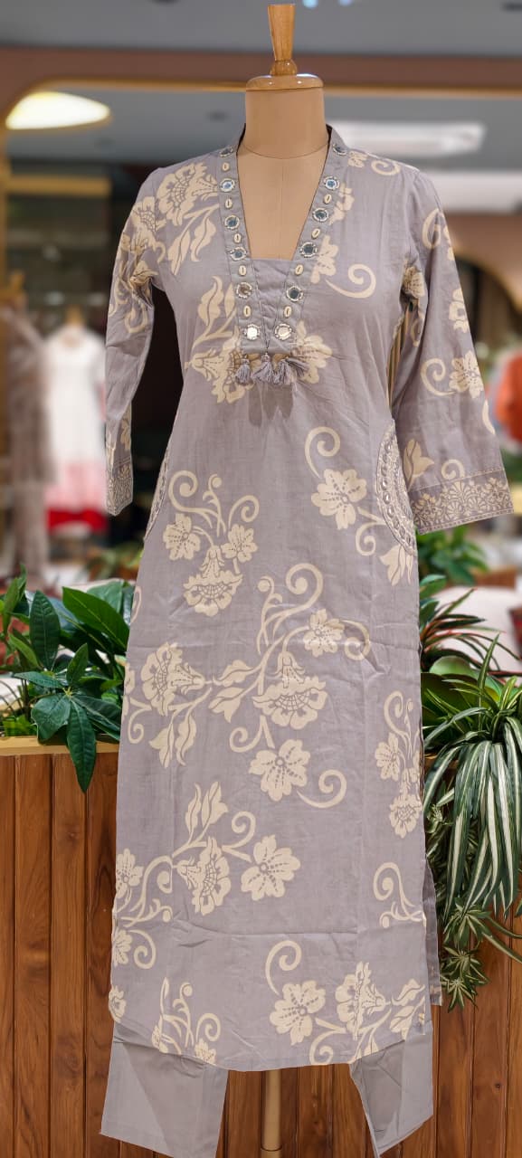 Ivory Blossom Elegance Noor Floral Printed Charm Cotton Full Suit Set With Dupatta- 15358