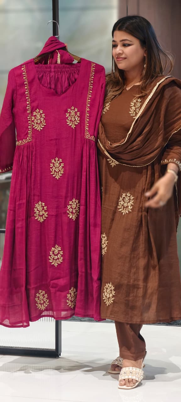 Crush Surat Mul-Chanderi Embroidered Side Pleated A-Line Full Suit Set with Dupatta- 15423