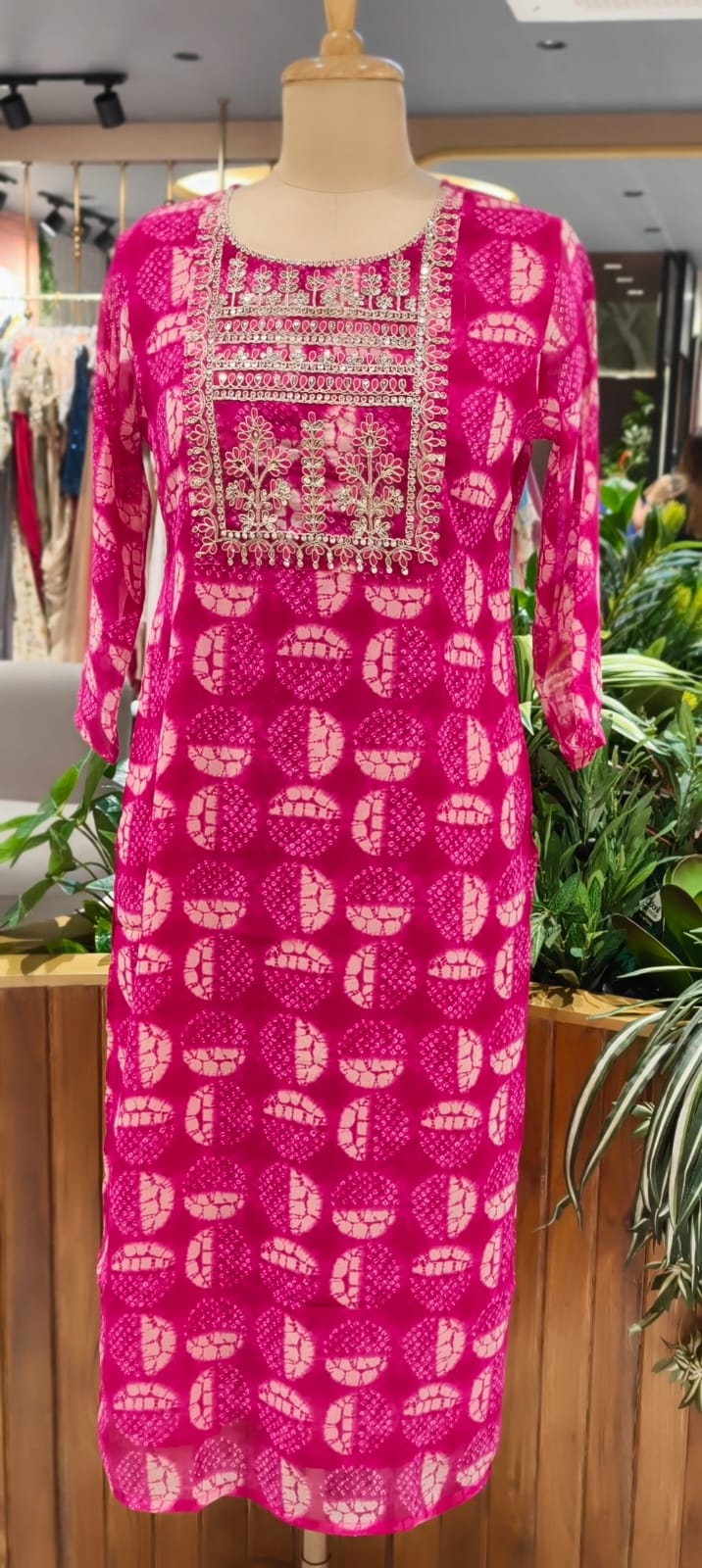 Women's Georgette Printed Kurti with Machine Embroidered Yoke Straight Fit-15478