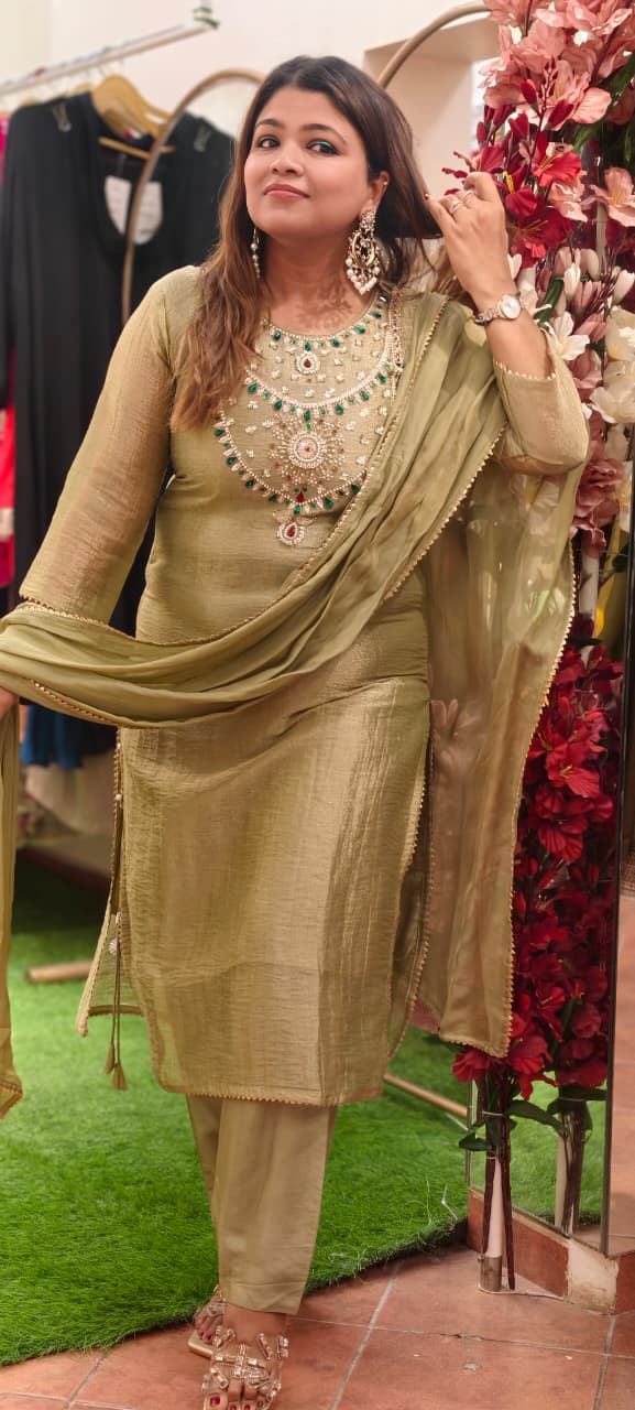 Heavy Jewel Stone Detailing Yoke Crush Tissue Full Suit Set With Dupatta- 15286