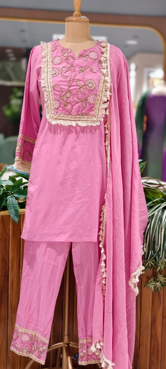 Boho Chic Thread Embroidered Yoke Tassel Accent Cotton Full Suit Set With Dupatta- 15496