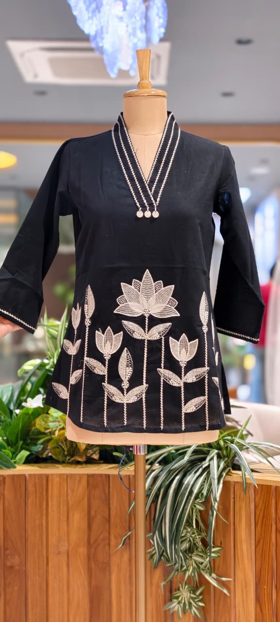 The Loom & Leaf Artistic Embroidered V-Neck Cotton Short Kurti- 15719
