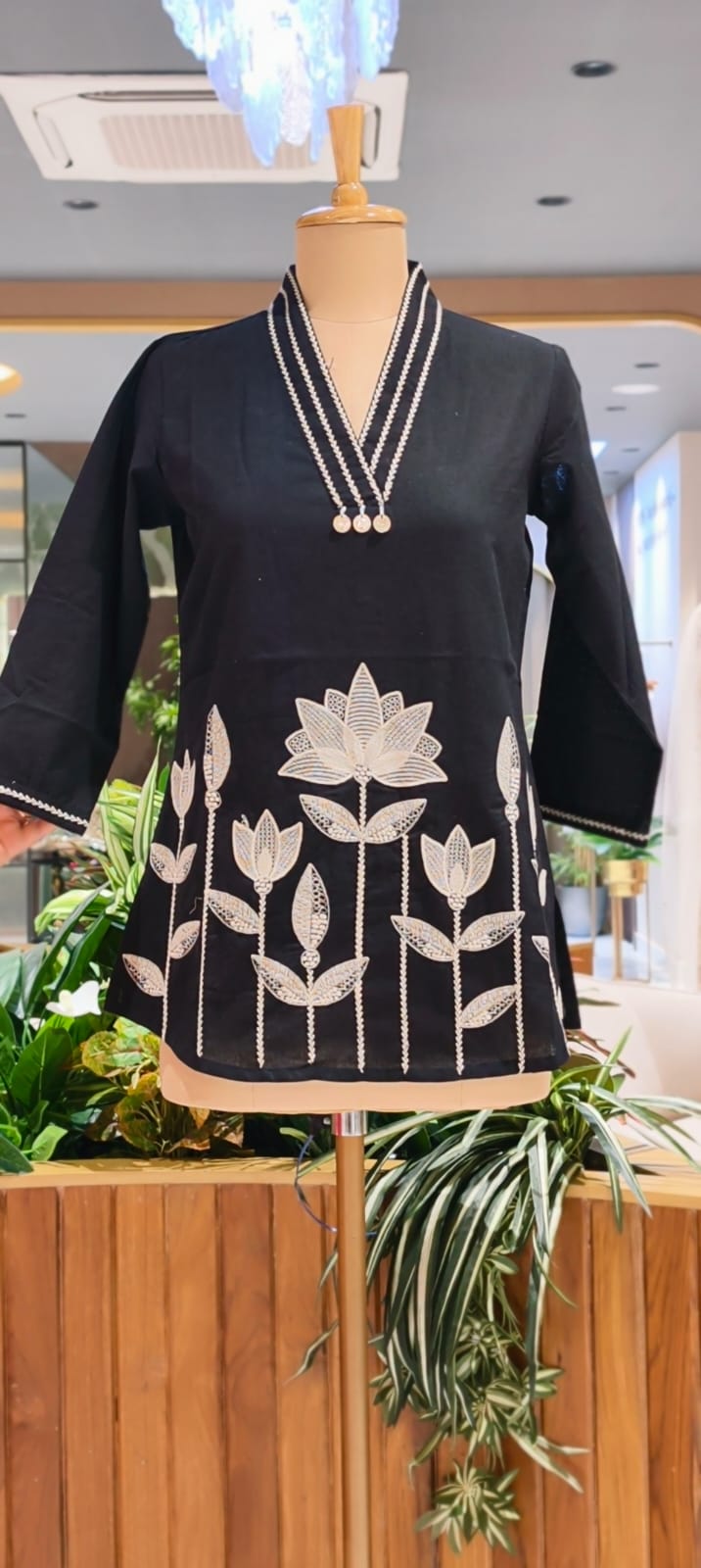 The Loom & Leaf Artistic Embroidered V-Neck Cotton Short Kurti- 15719
