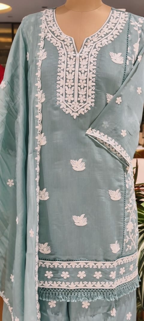 Floral Intricate Thread Embroidered Premium Surat Mul-Chanderi Straight Full Suit Set With Dupatta- 15893