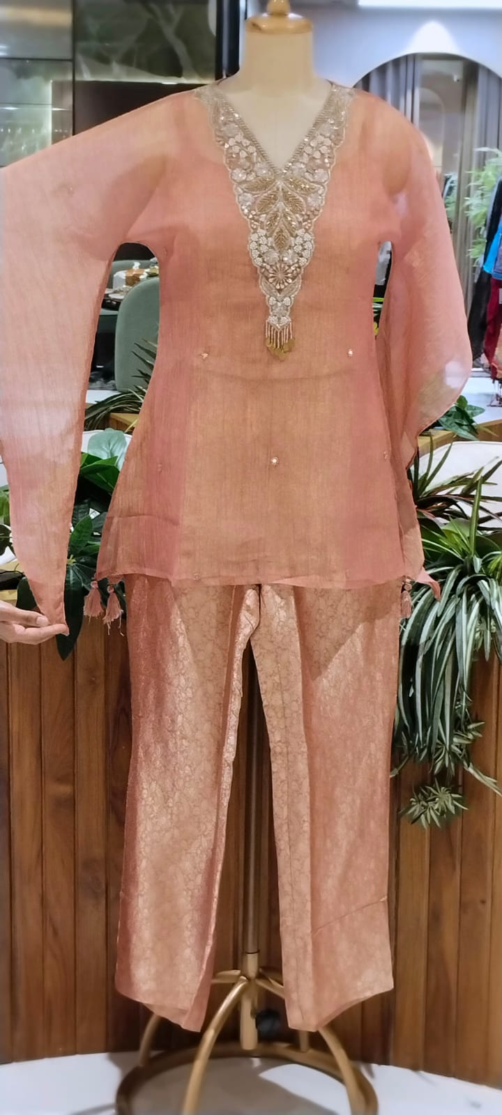 Intricate Beads With Cut-Dana Embroidered Neckline Crush Tissue Kaftan Style Sleeve Co-Ord Set With Brocade Bottom- 15967