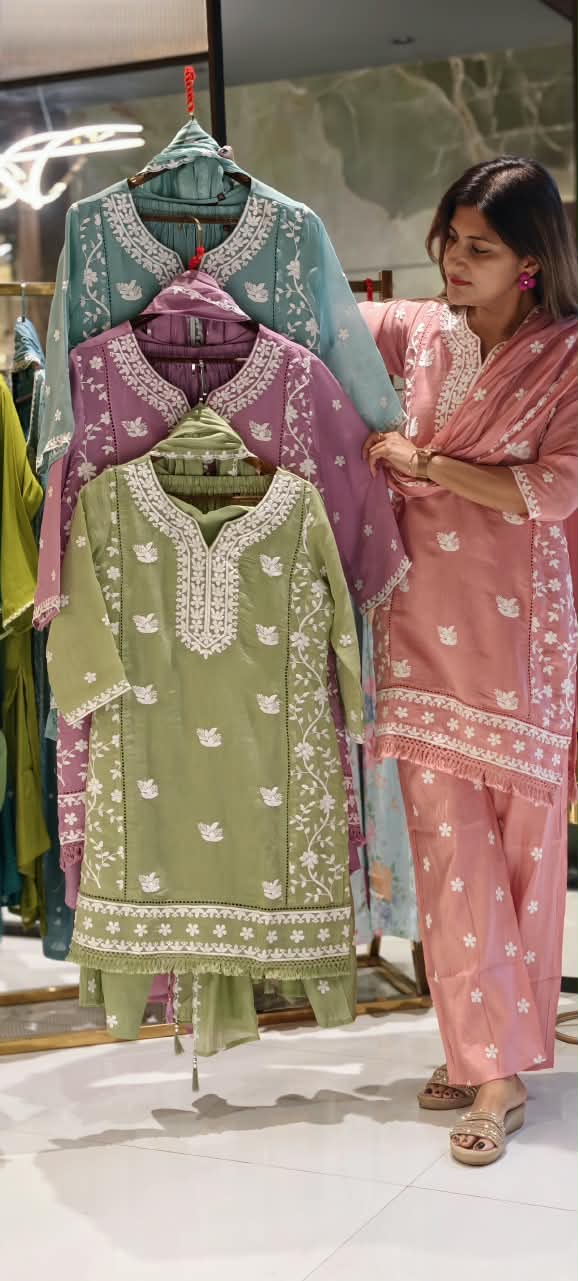 Floral Intricate Thread Embroidered Premium Surat Mul-Chanderi Straight Full Suit Set With Dupatta- 15893