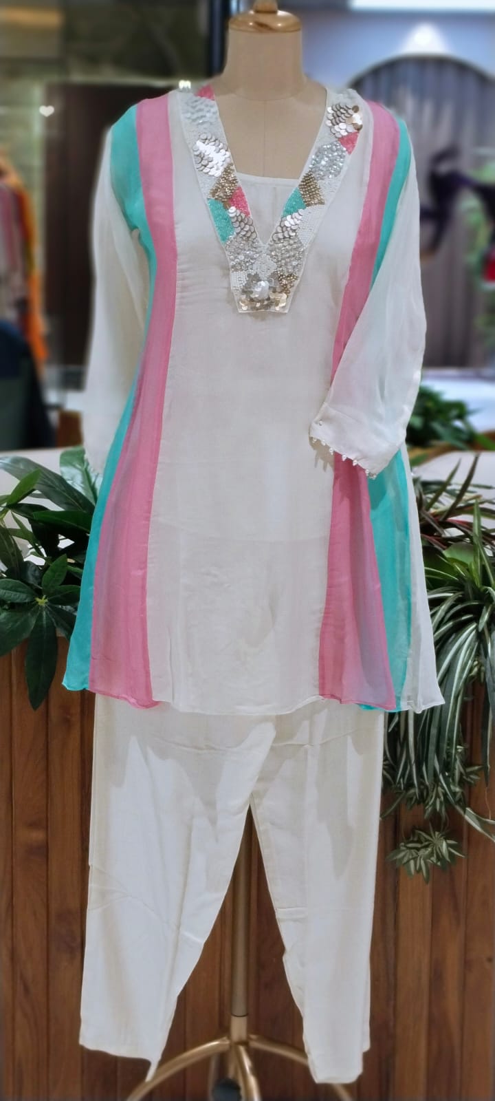 Handcrafted Neck Embroidery Royal Pastel Multicolor Panelled Kurta Pant With Inner- 15850