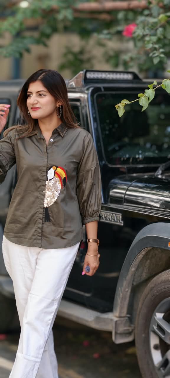 Collared Button-Down Shirt featuring Sequined Toucan Bird Motif Patch & Gathered Balloon Sleeves- 16115