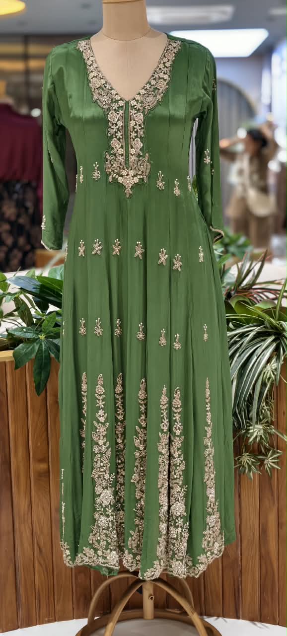 Graceful Green Elegant Embroidery Heavy Panels Chinon Anarkali Full Suit Set With Dupatta- 16325