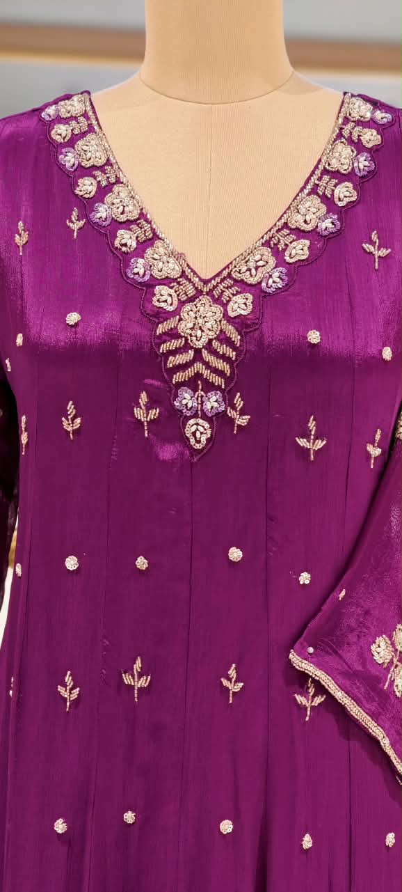 Vibrant Tone Cut-Dana Elegance Panel Anarkali Full Suit Set With Dupatta In Chinon Fabric- 16327