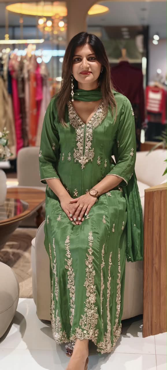 Graceful Green Elegant Embroidery Heavy Panels Chinon Anarkali Full Suit Set With Dupatta- 16325
