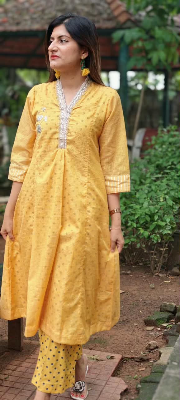 Golden Embossed Lace Detailing Kota Doria Polka Dotted A-Line Kurta Pant Set- 16534