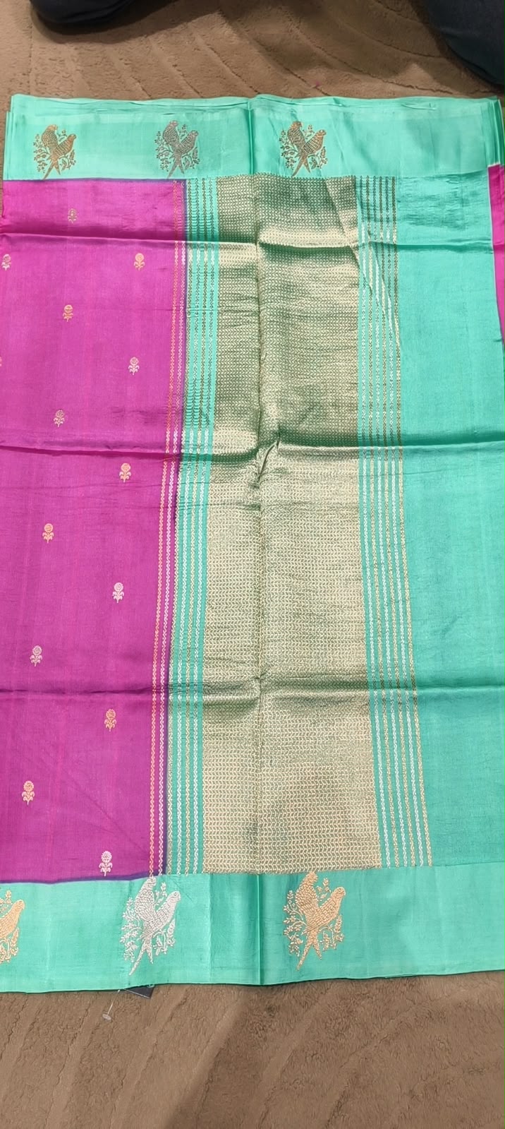 Banarasi Handloom Raw Silk Saree Featuring Gold Zari Motifs With Unstitched Blouse- 16551