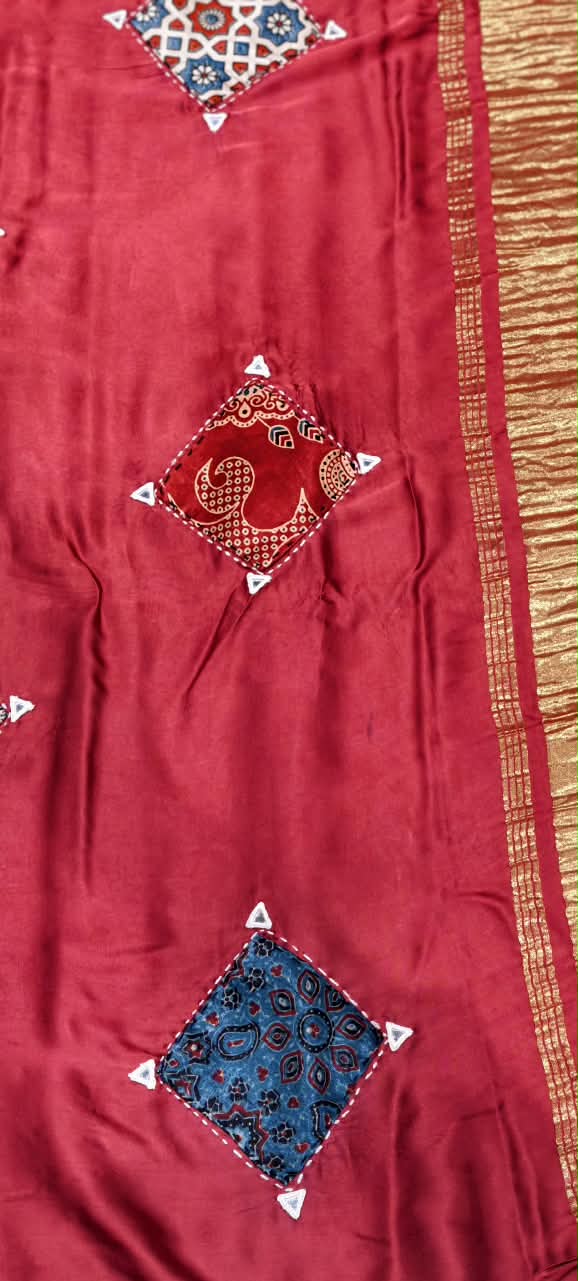 Elegant Mural Satin Saree with Artisanal Patchwork Detailing & Unstitched Blouse-16647
