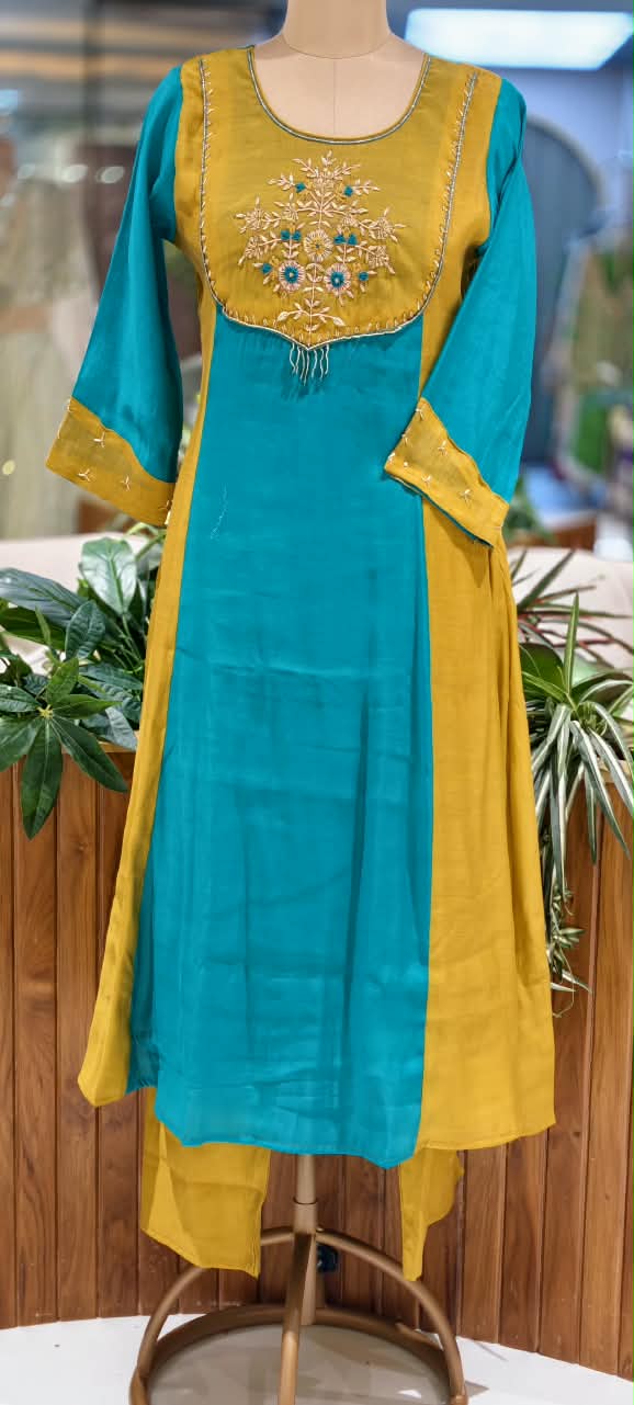 Surat Mul-Chanderi Zardozi Embroidered Yoke Contrast Shade Aline Full Suit Set With Dupatta- 16713
