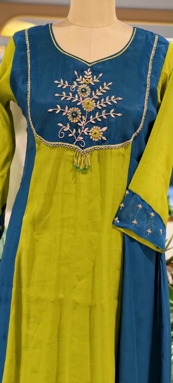 Dual Shade Aline Surat Mul-Chanderi Embroidered Yoke Full Suit Set With Dupatta- 16714