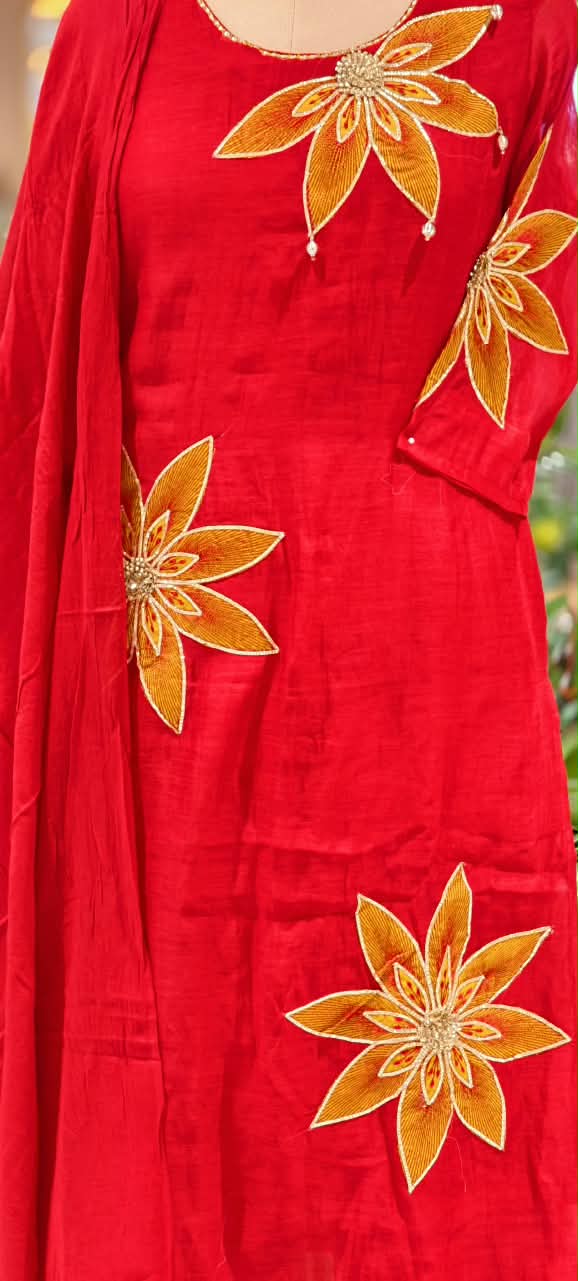HD Giant Floral Embroidery Surat Mul-Chanderi Vibrant Full Suit Set With Dupatta- 16809