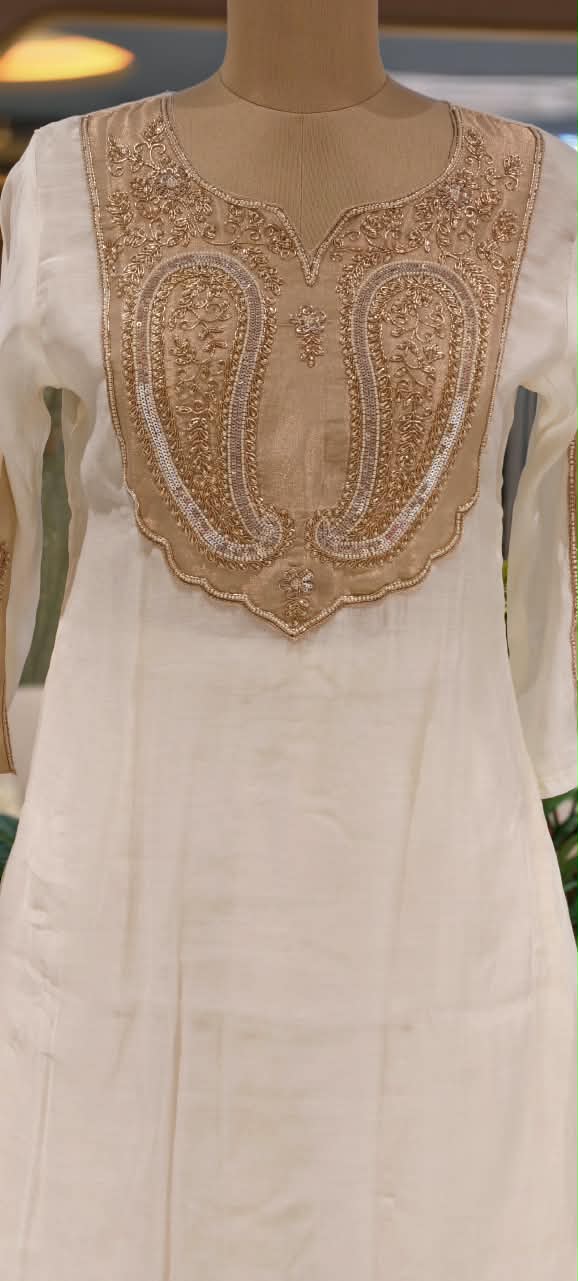 Graceful Mulchanderi with Detailed Golden Ethnic Embroidery Patch Yoke Aline Full Suit Set 16770