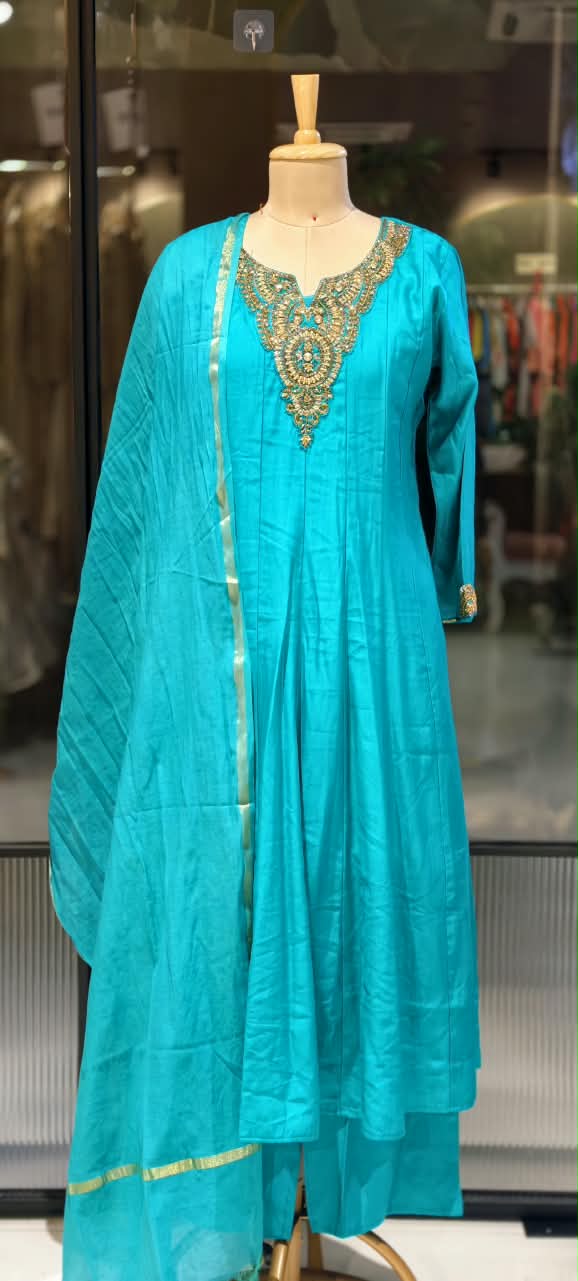 Elegant Noor Golden Embroidery Neckline Surat Mul-Chanderi Panel Anarkali Full Suit Set with Dupatta- 16920,16921