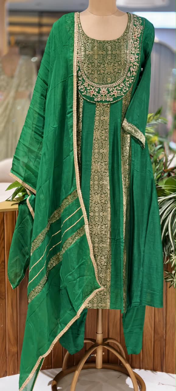 Brocade Panel Aline Russian Silk  Elegant Full Suit Set With Duptta 16998