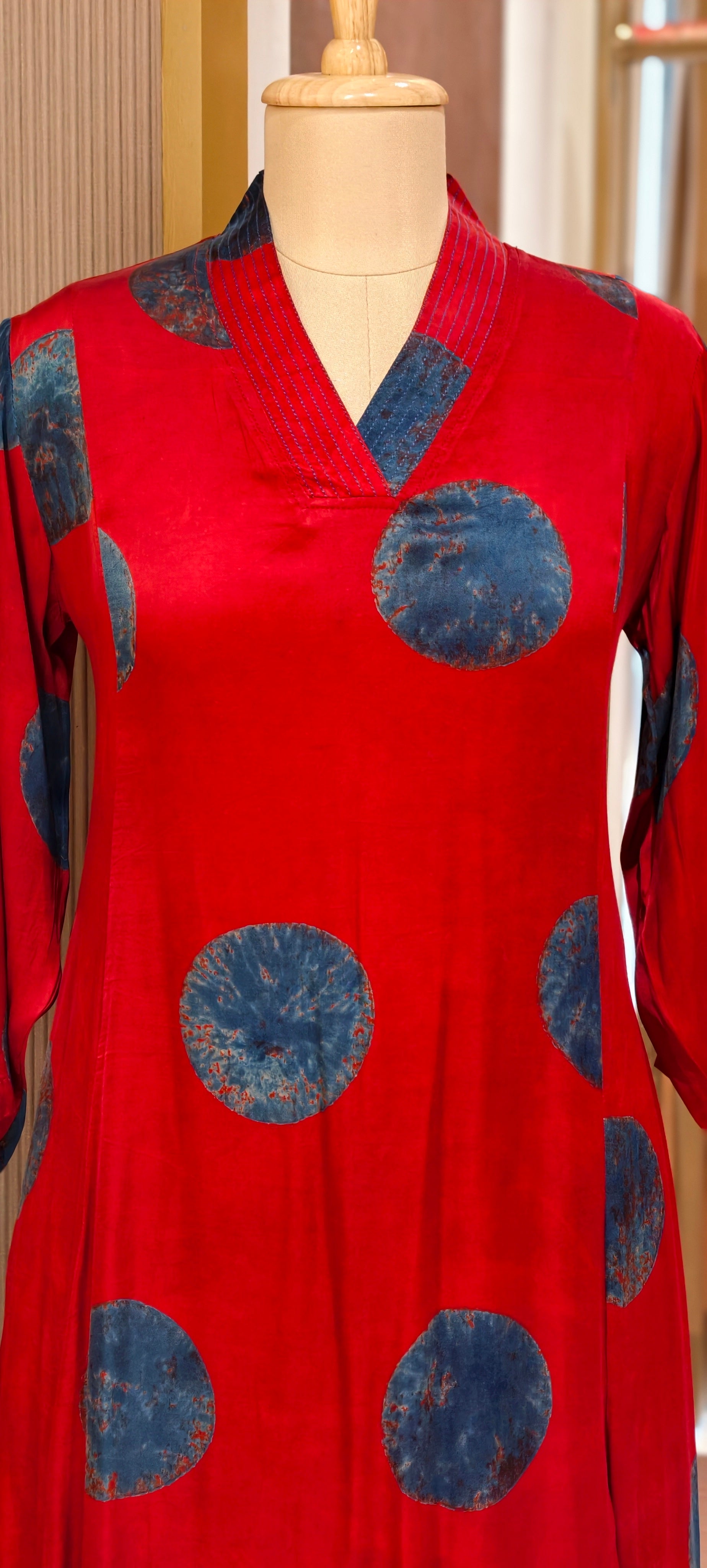 Statement Mural Satin Kurta Pant with Bold Abstract Motifs-14182 RB181