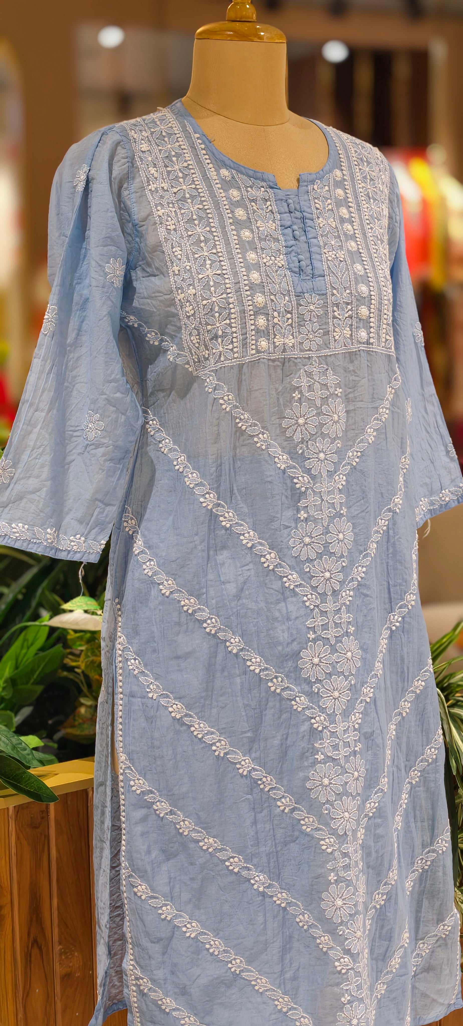 Mul Chanderi Lucknowi Style Embroidered Kurta Pant Set-13952