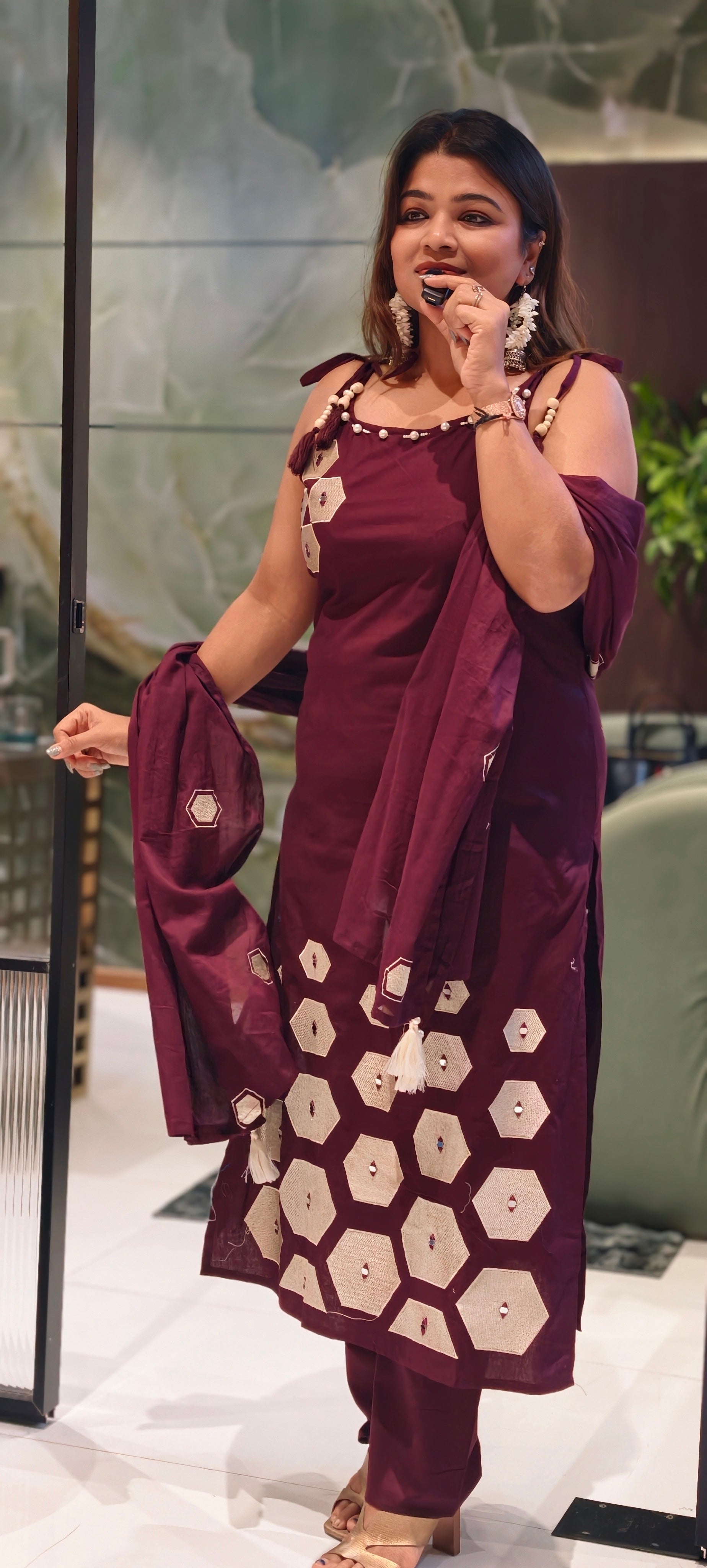 Summer Style Slevless Noodel Strap Cotton Embroidered Full Suit Set 13843