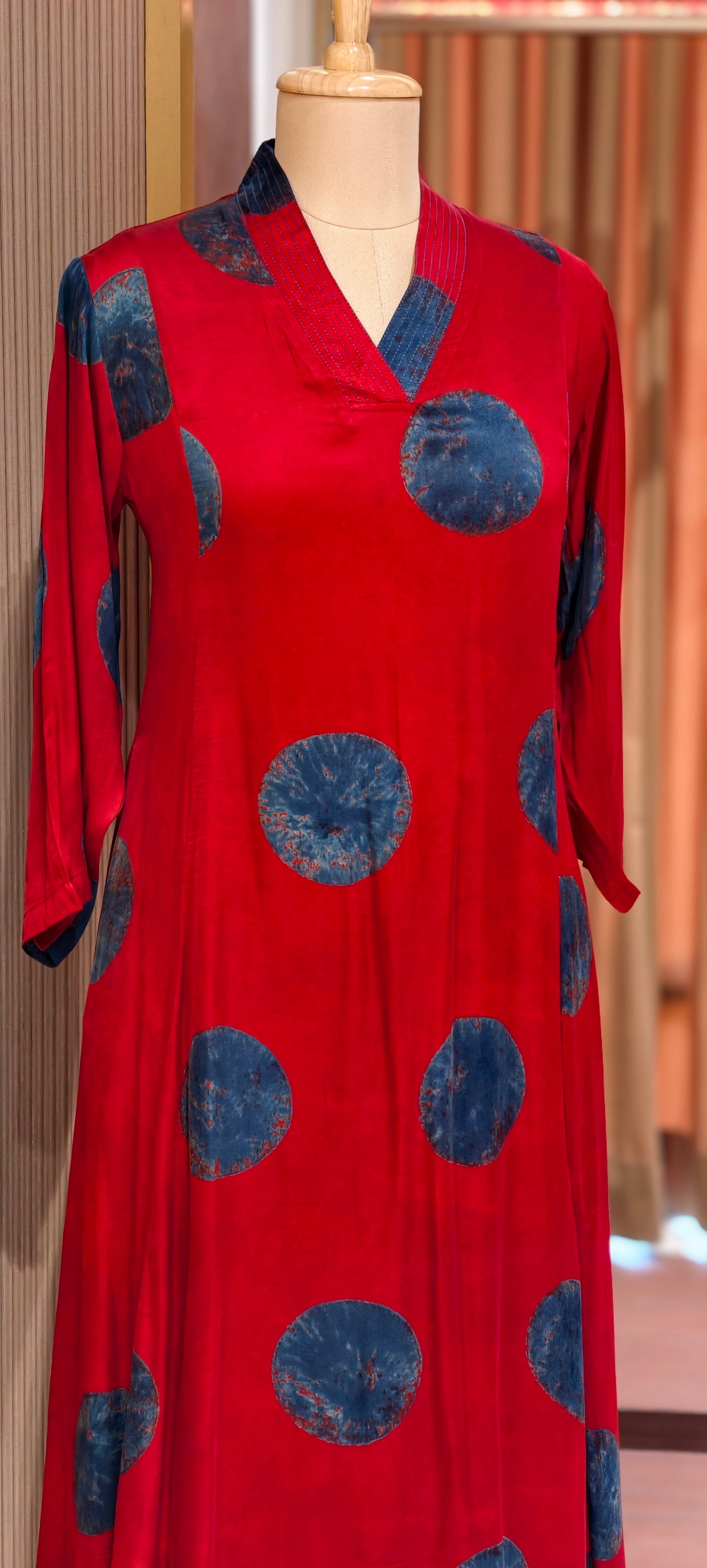 Statement Mural Satin Kurta Pant with Bold Abstract Motifs-14182 RB181