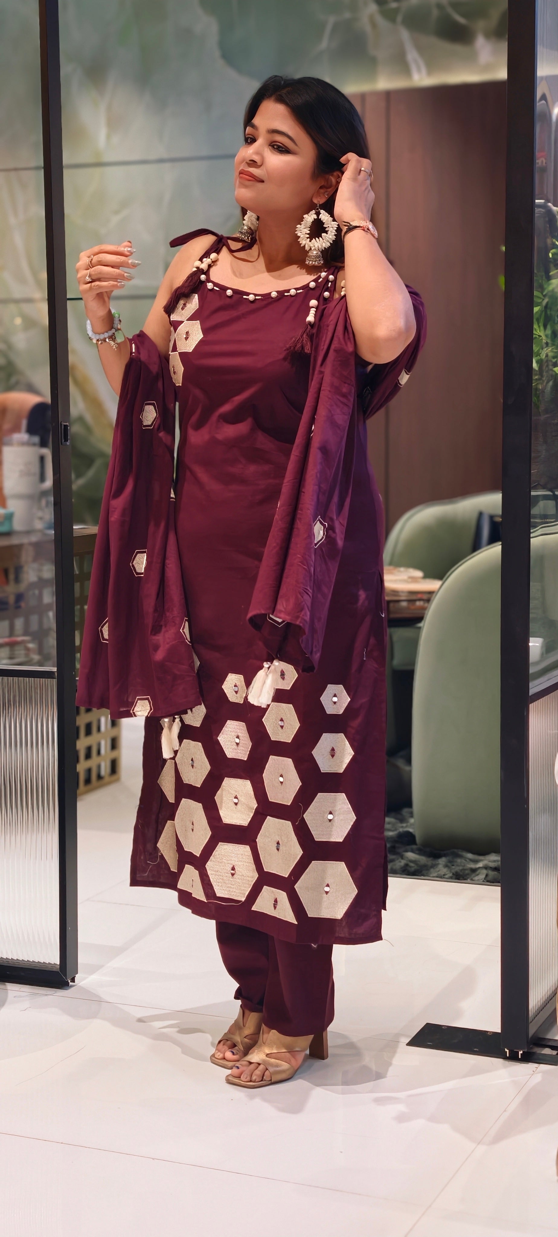 Summer Style Slevless Noodel Strap Cotton Embroidered Full Suit Set 13843