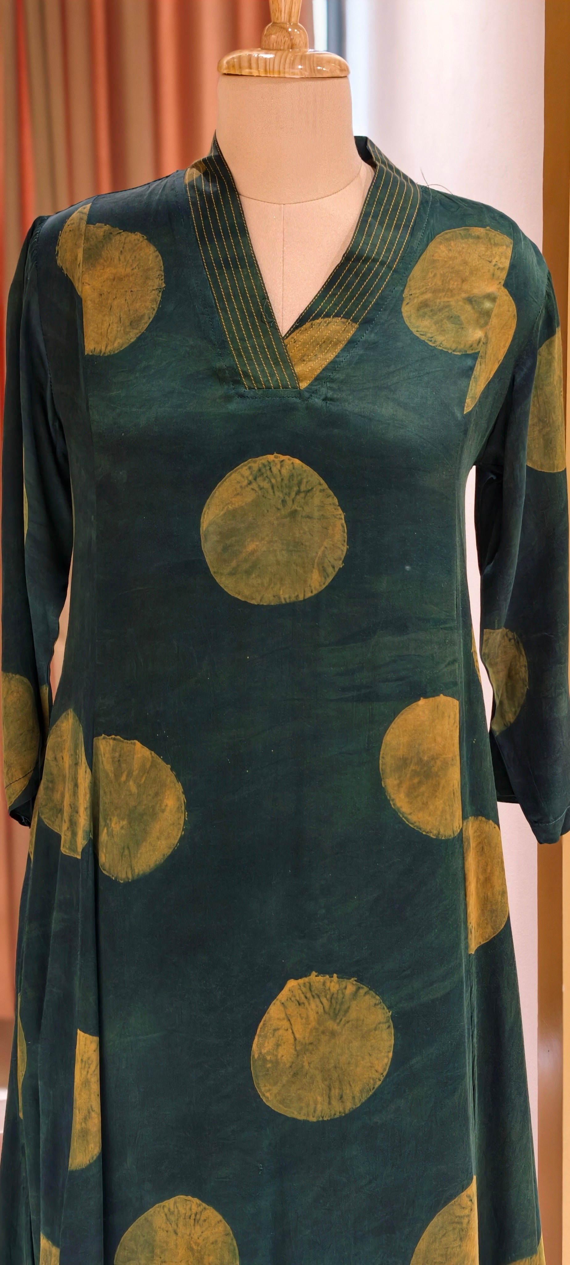 Statement Mural Satin Kurta Pant with Bold Abstract Motifs-14182 RB181