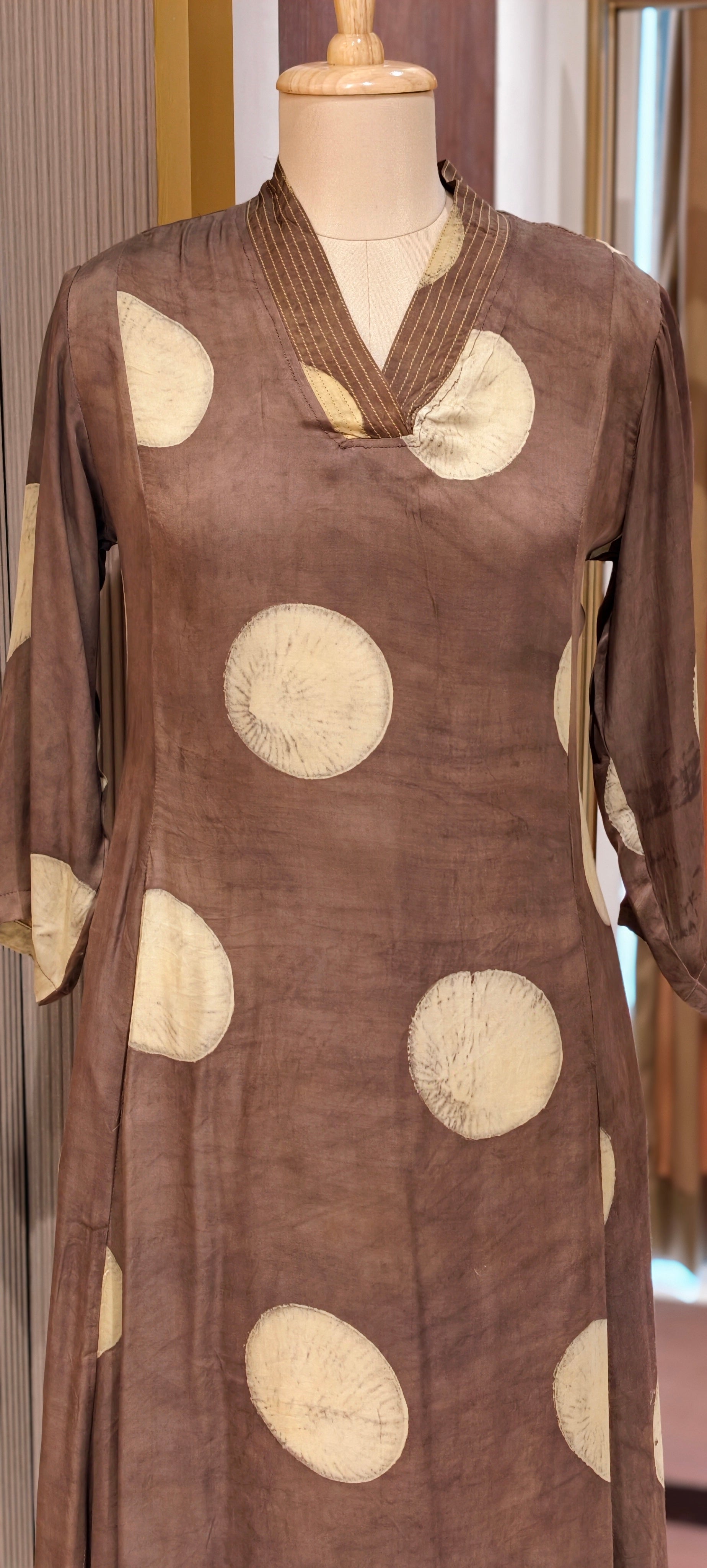 Statement Mural Satin Kurta Pant with Bold Abstract Motifs-14182 RB181