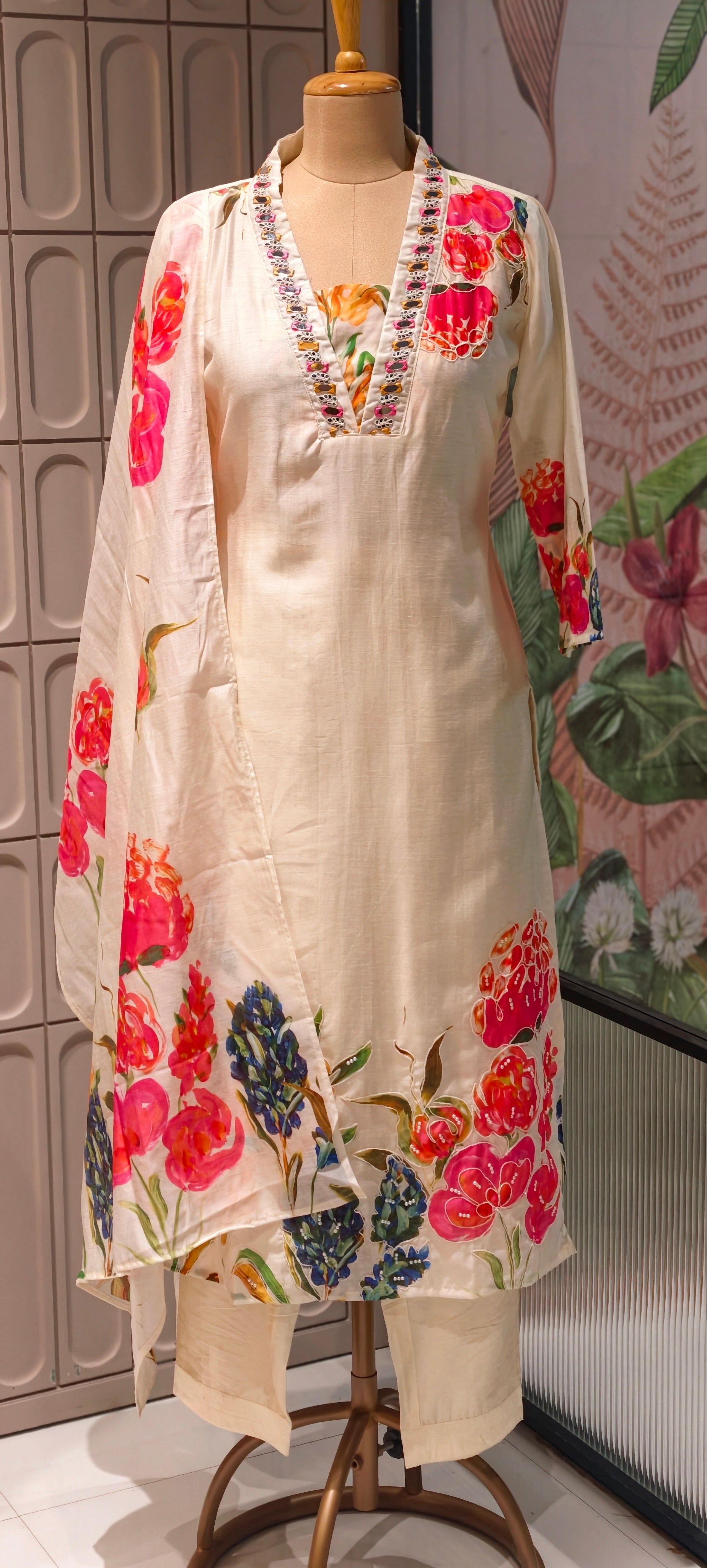 Elegant  Line Fabric Floral Printed Kurta Set with Embellished V-Neckline Straight Pant and Dupatta-13909 RB09