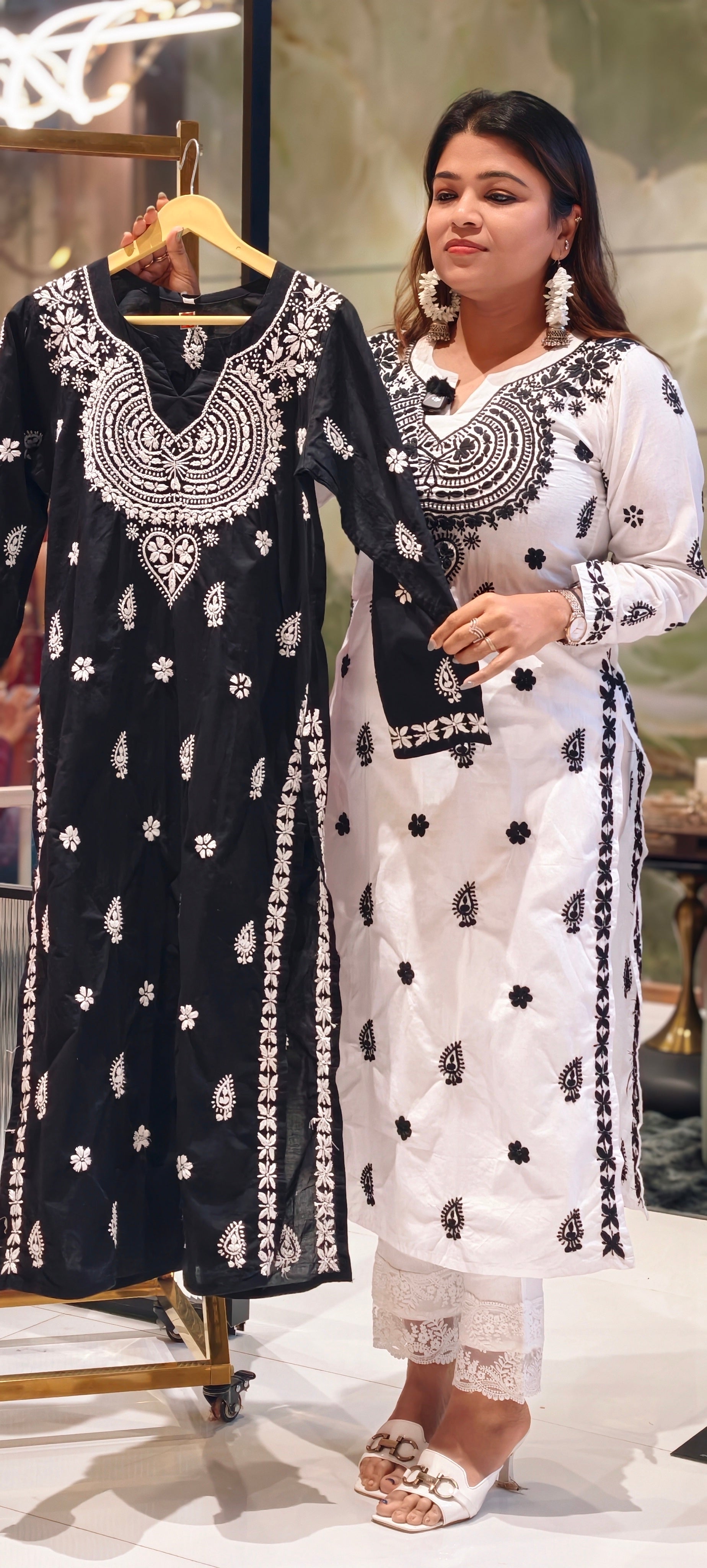 Elegant Mul Cotton Lucknowi Chikankari Style Embroidered Kurti with Intricate Thread Work 13948