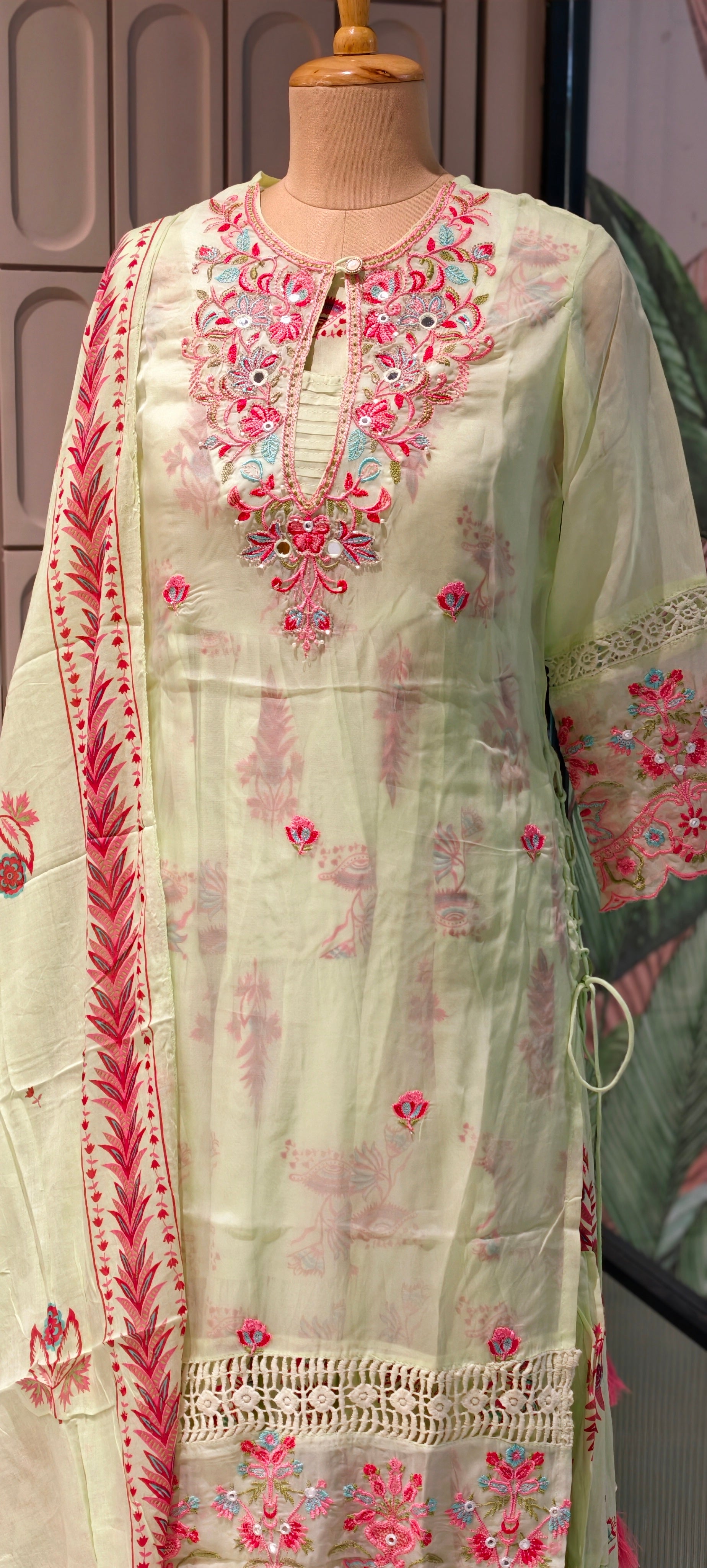 Elegant Floral Embellished Premium Double Layer Organza Gown with Cotton Inner & Embroidered Dupatta 13960  RB10