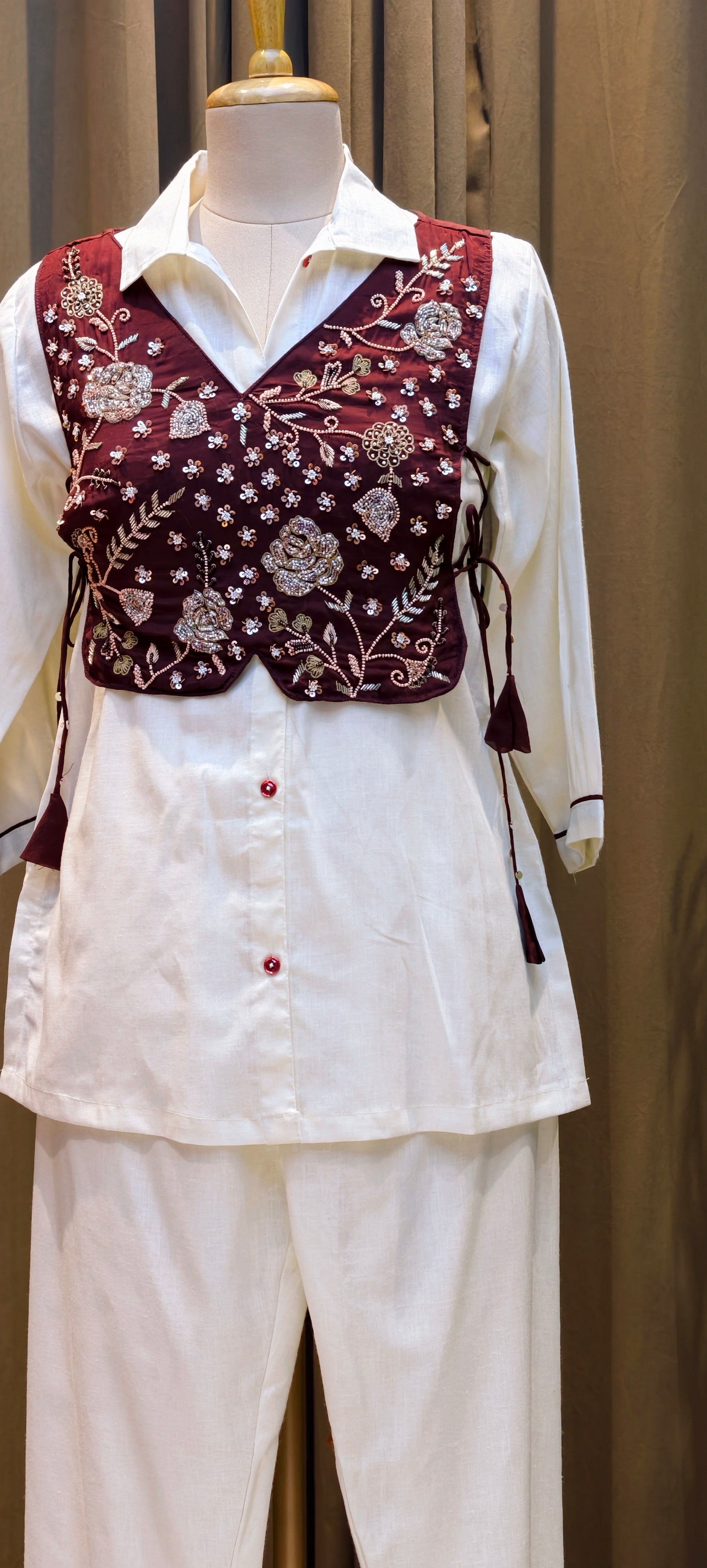 Meher Embroidered Jacket Collar Kurta and Pant Tunic Set-13923