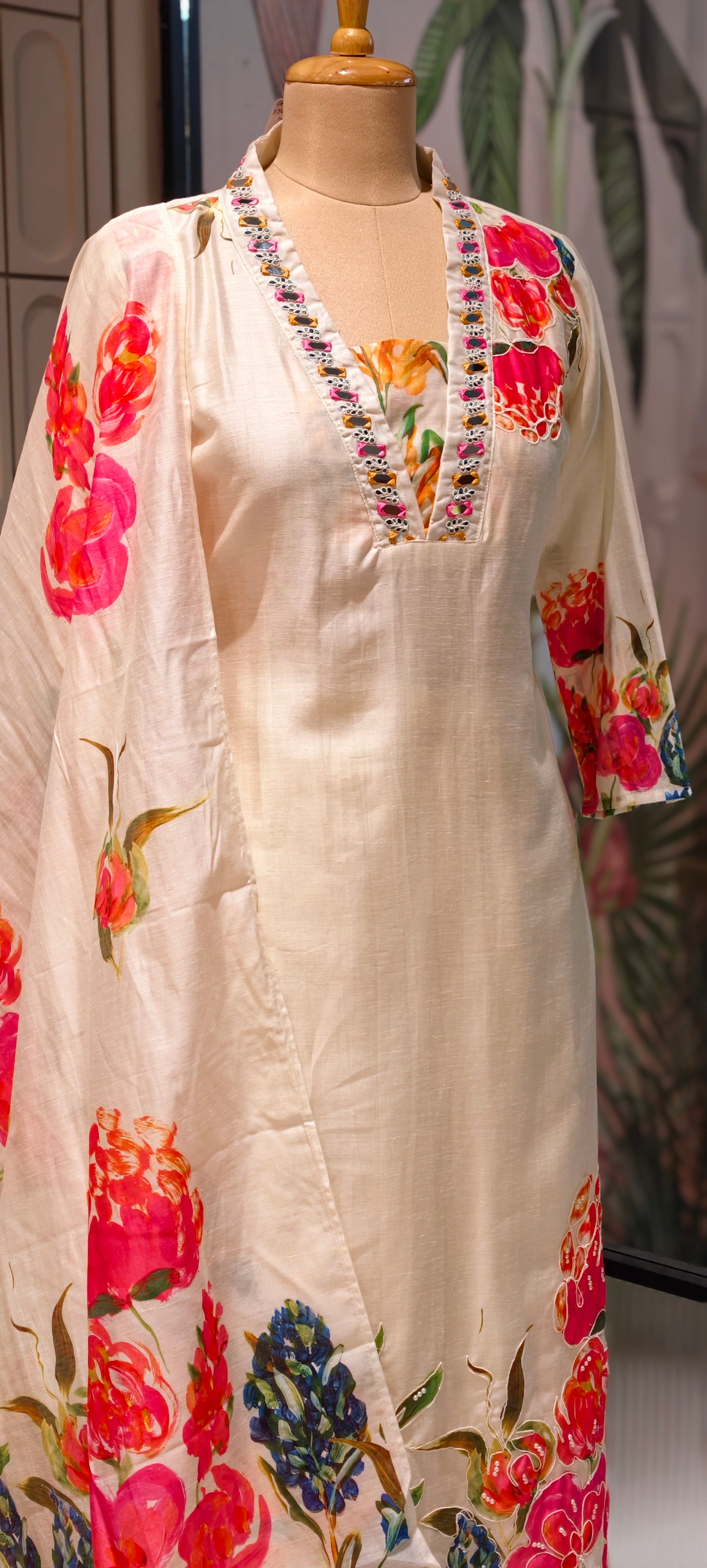Elegant  Line Fabric Floral Printed Kurta Set with Embellished V-Neckline Straight Pant and Dupatta-13909 RB09